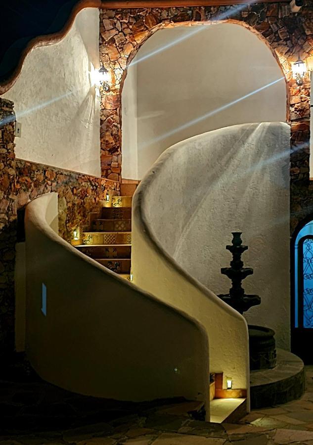 Hotel Beraka แบร์นัล ภายนอก รูปภาพ